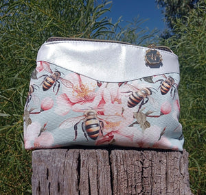ROUND 46 - Bee Beautiful
