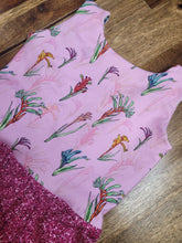 Load image into Gallery viewer, ROUND 43 - Exclusive Kangaroo Paw on Pink (COTTON LYCRA)