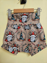 Load image into Gallery viewer, ROUND 52 - Festive Gnomes &amp; Elves