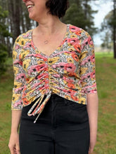 Load image into Gallery viewer, ROUND 52 - Blushed Poppies