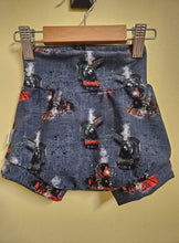 Load image into Gallery viewer, ROUND 60 - Steaming Trains