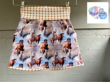 Load image into Gallery viewer, ROUND 49 - Horses