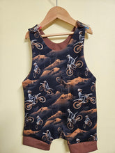 Load image into Gallery viewer, ROUND 53 - Dirt Bikes