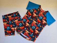 Load image into Gallery viewer, ROUND 41 - Cows and Flowers