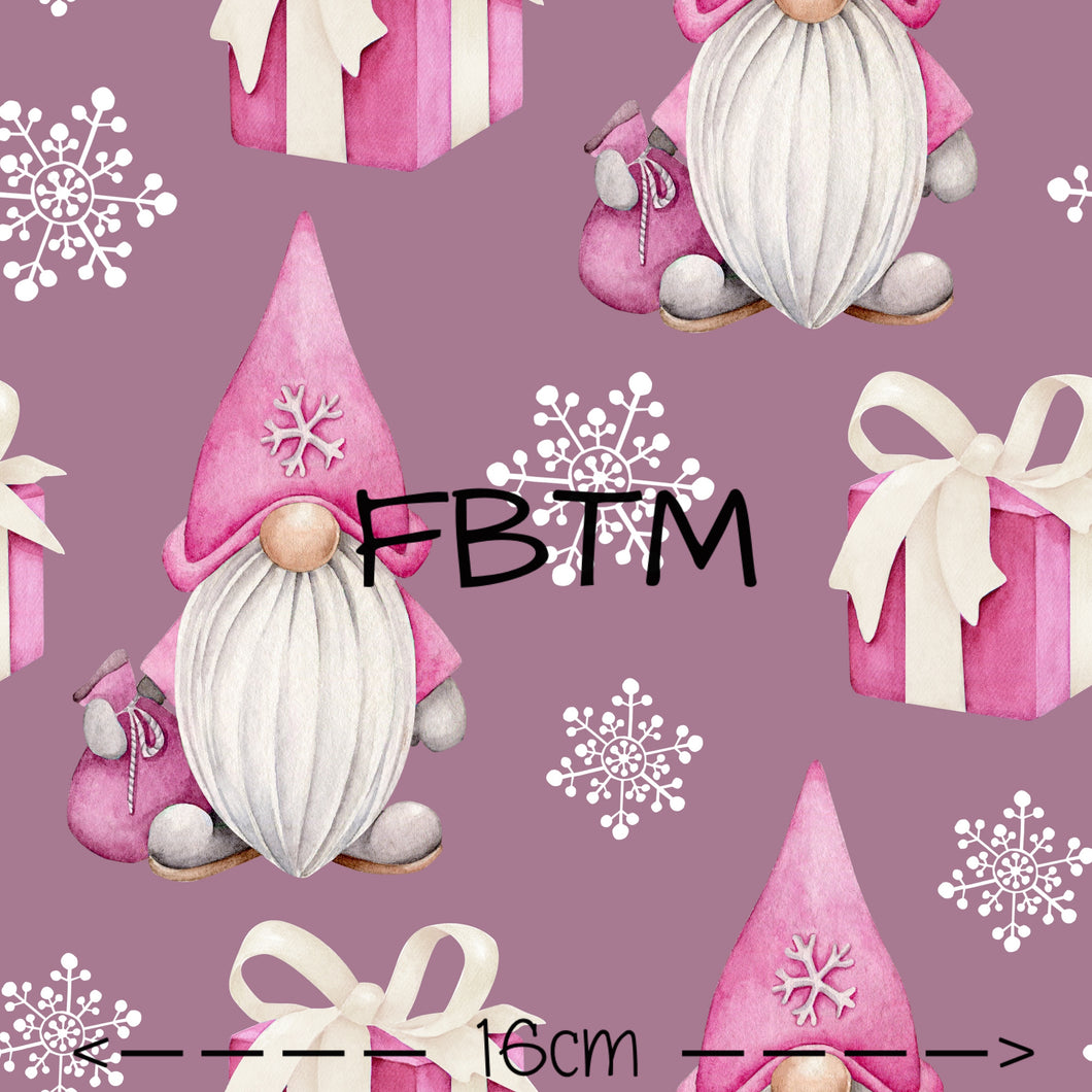 ROUND 62 - Pink Christmas Gnomes