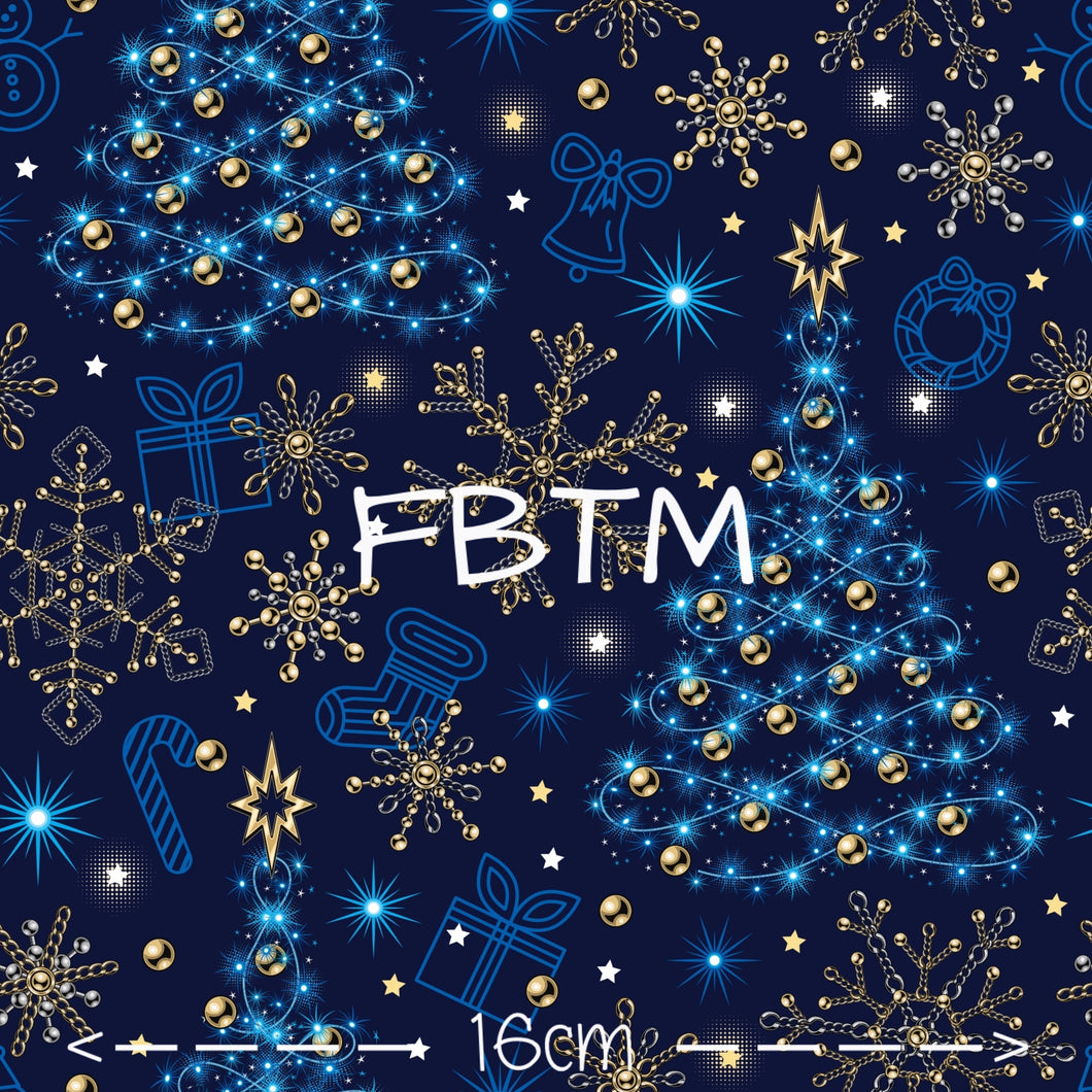 ROUND 39 - Glowing Christmas Trees