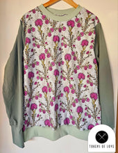 Load image into Gallery viewer, ROUND 32 - EXCLUSIVE Honey Myrtle on Sage