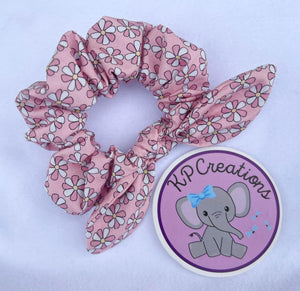THEME RND 16 - EXCLUSIVE Mini Field of Daisies on Pink