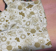 Load image into Gallery viewer, ROUND 18 - Simply Bees