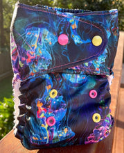 Load image into Gallery viewer, THEME ROUND #17 - Neon Jellyfish