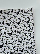 Load image into Gallery viewer, A4 Sheet LZW Vinyl - Mini Maggie Magpie on white (Exclusive)