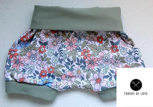 THEME ROUND #9 - Apricot Garden